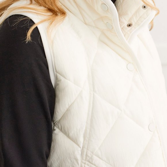 Tribal Vest - Picture 4 of 11